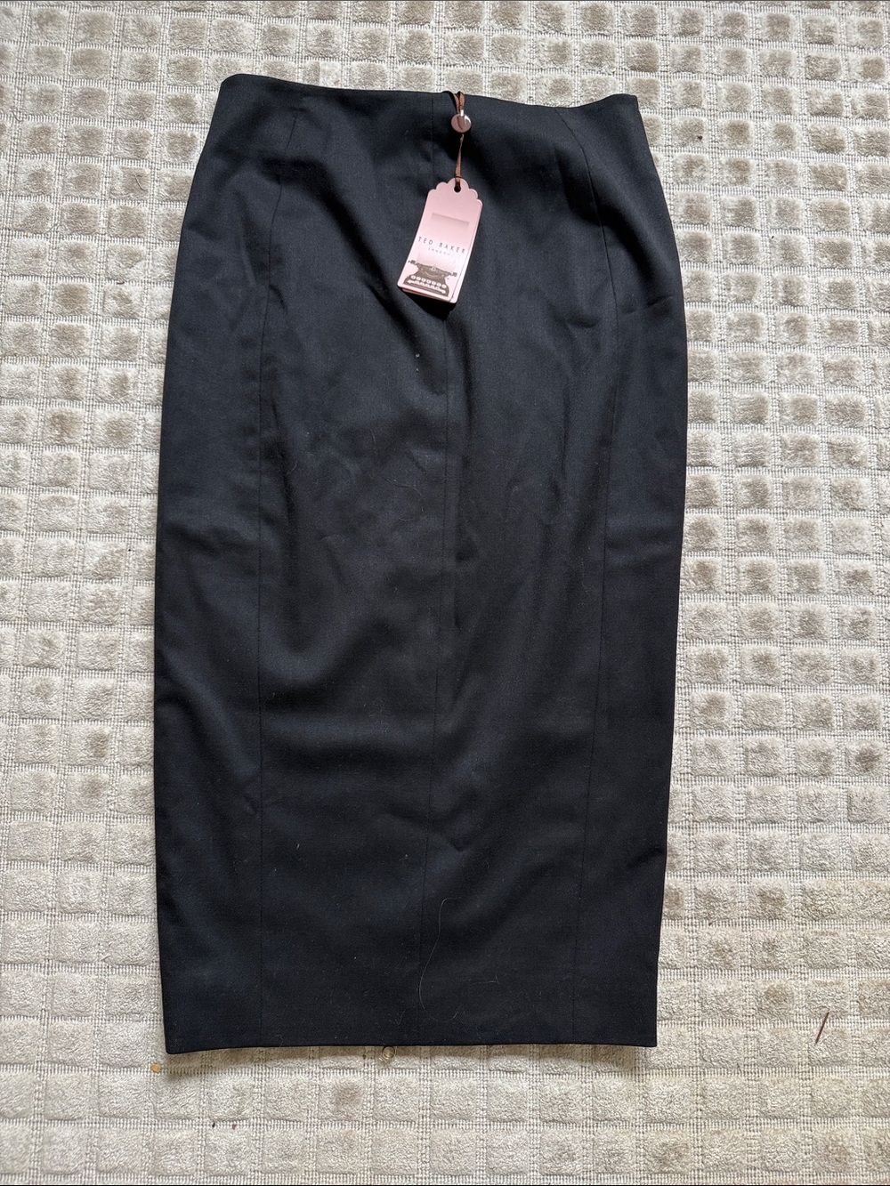 Ted Baker Ebens Midi Sleek Black Gold Zip-Front Pencil Skirt Professional NWT 1 - Picture 3 of 5